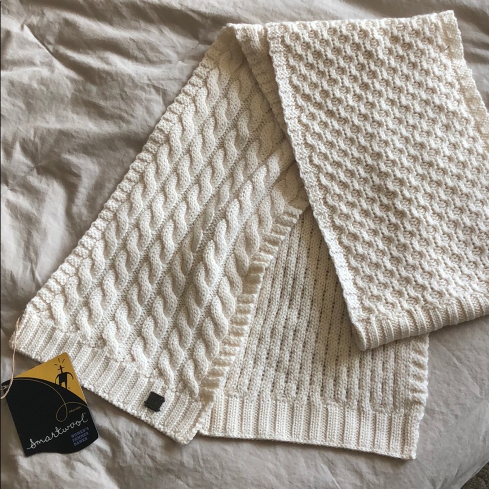 Smartwool merino wool chunky cableknit scarf